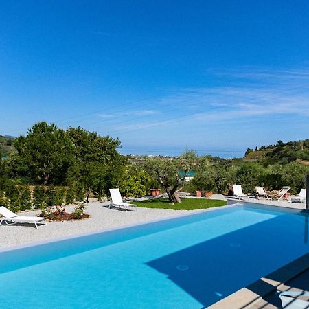 Bioagriturismo Antica Sena Milici Екстер'єр фото