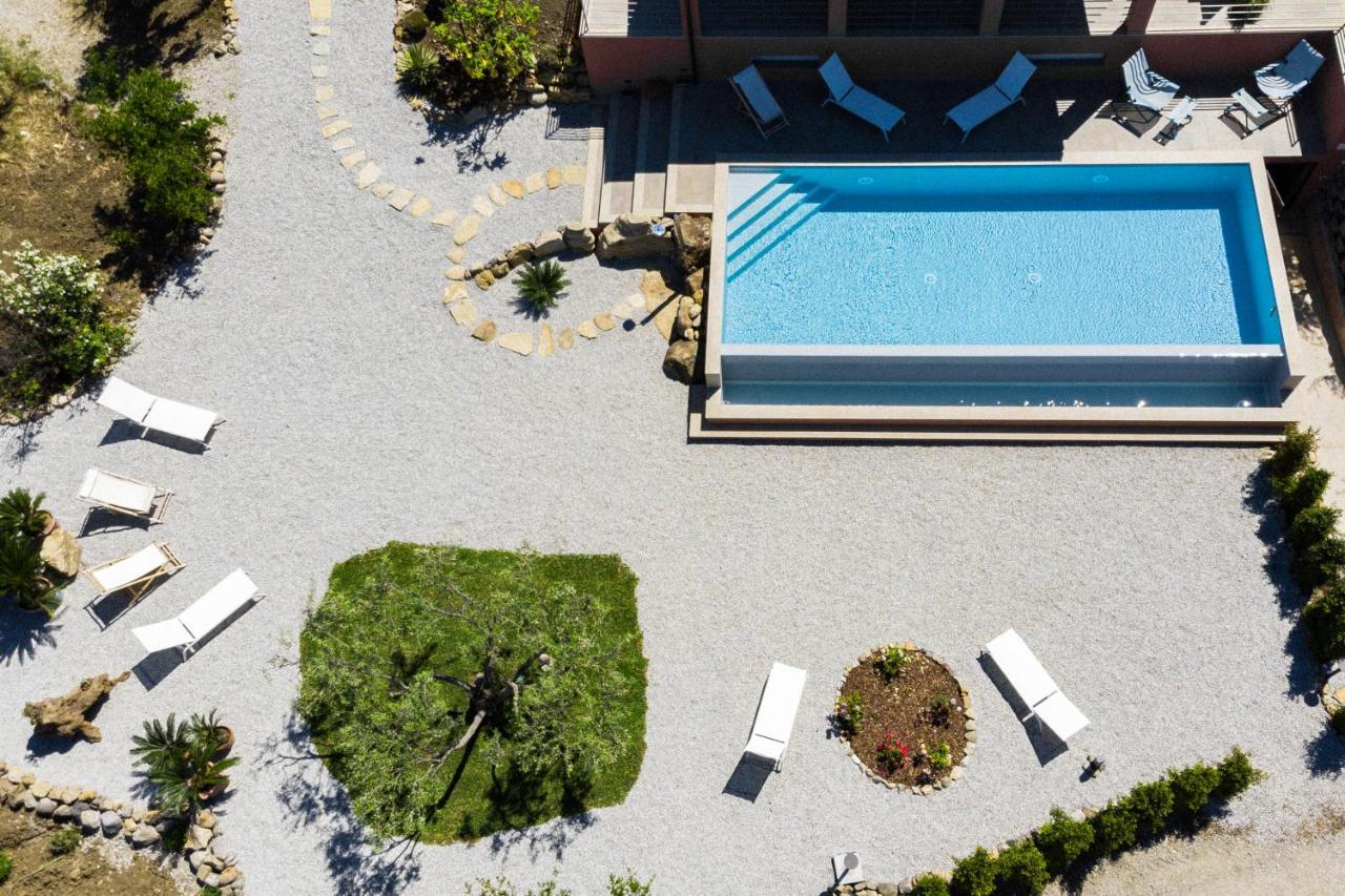 Bioagriturismo Antica Sena Milici Екстер'єр фото