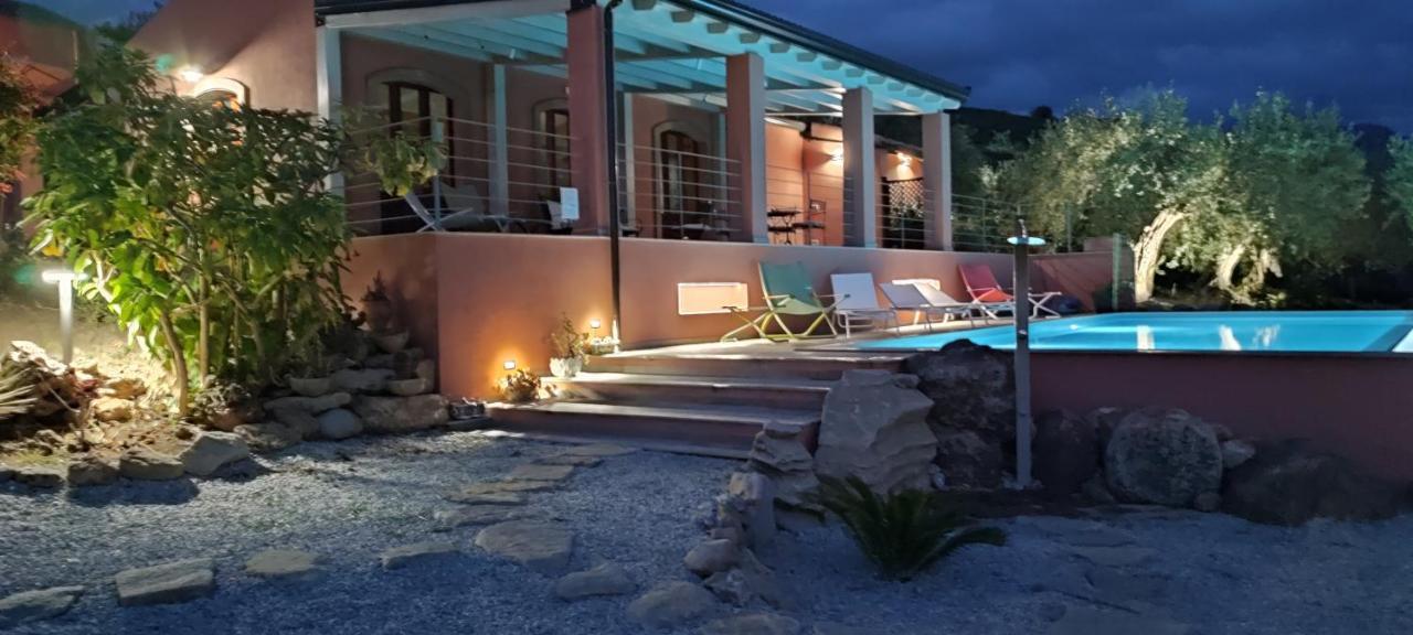Bioagriturismo Antica Sena Milici Екстер'єр фото