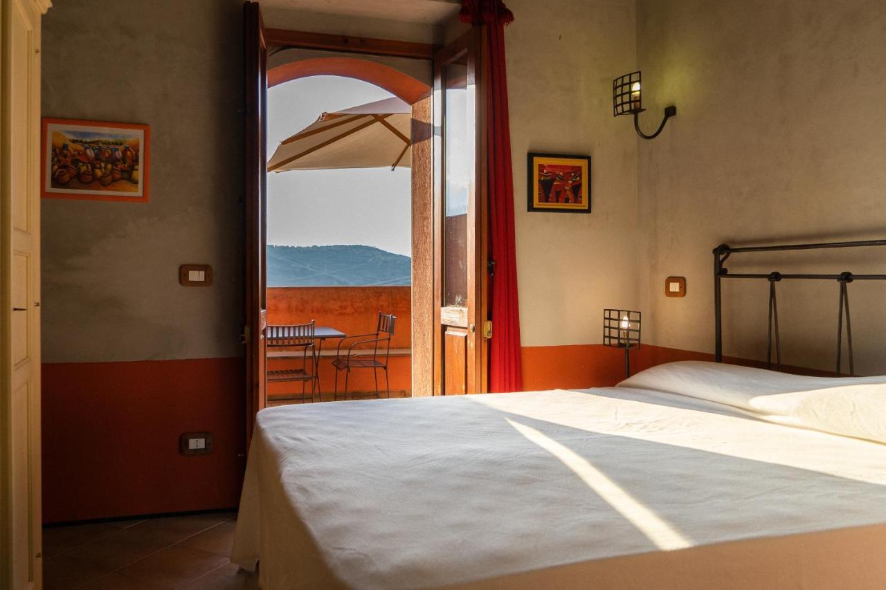 Bioagriturismo Antica Sena Milici Екстер'єр фото