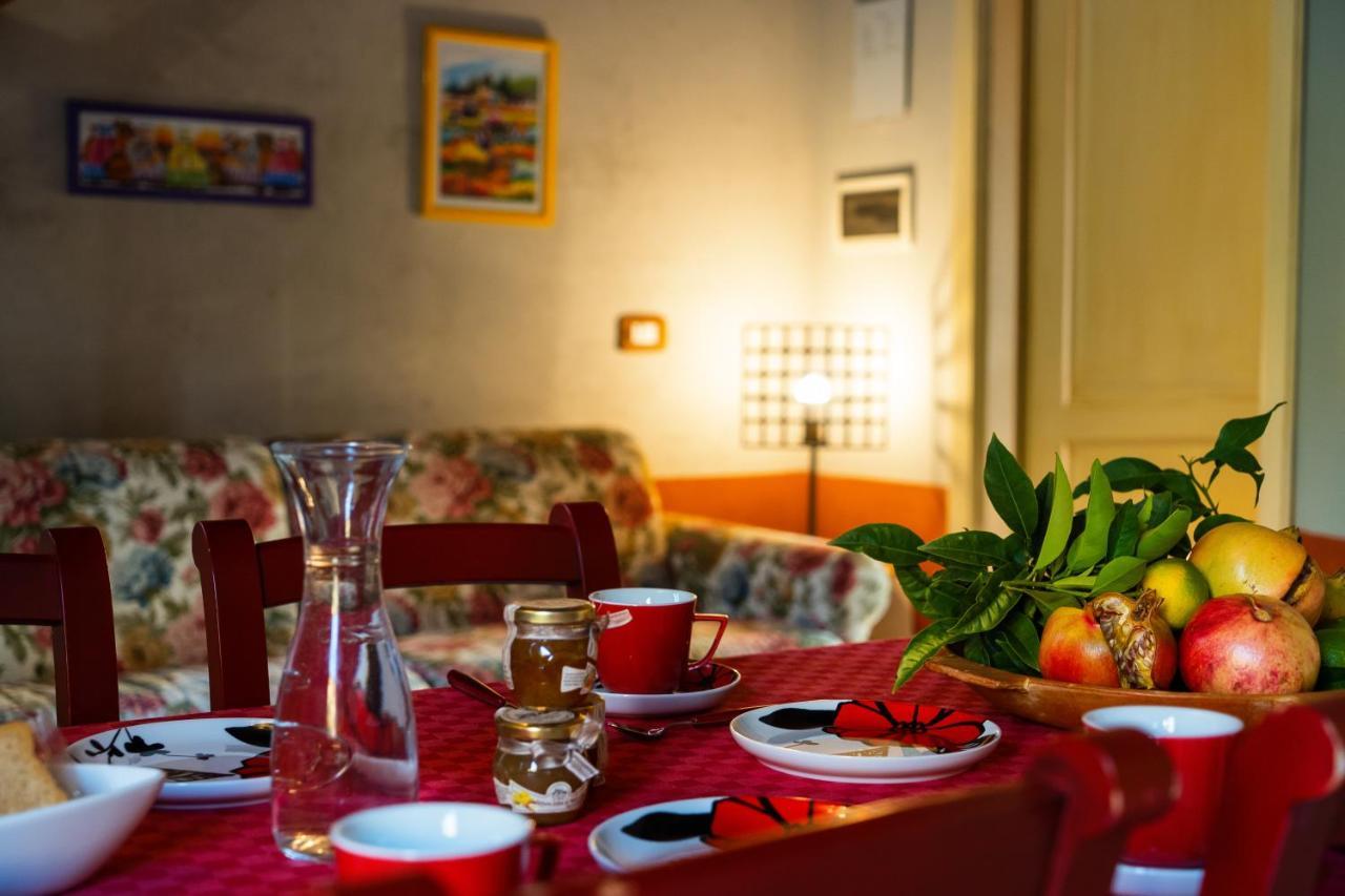 Bioagriturismo Antica Sena Milici Екстер'єр фото