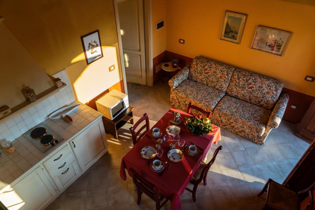Bioagriturismo Antica Sena Milici Екстер'єр фото