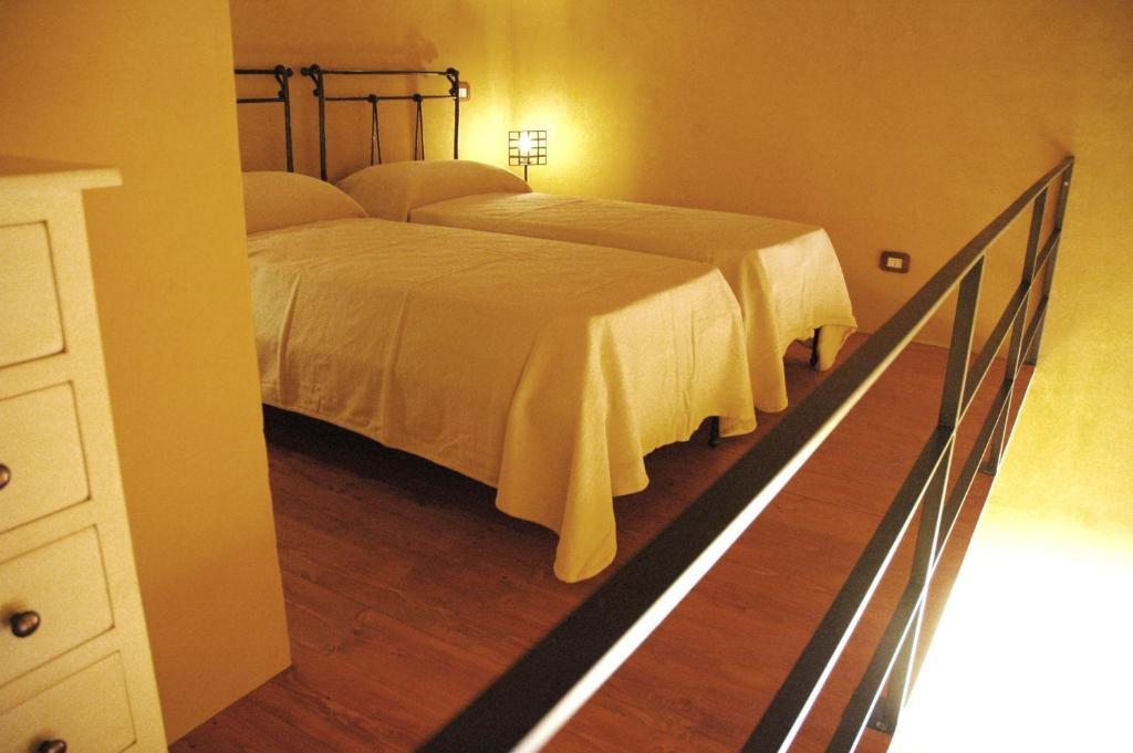 Bioagriturismo Antica Sena Milici Номер фото